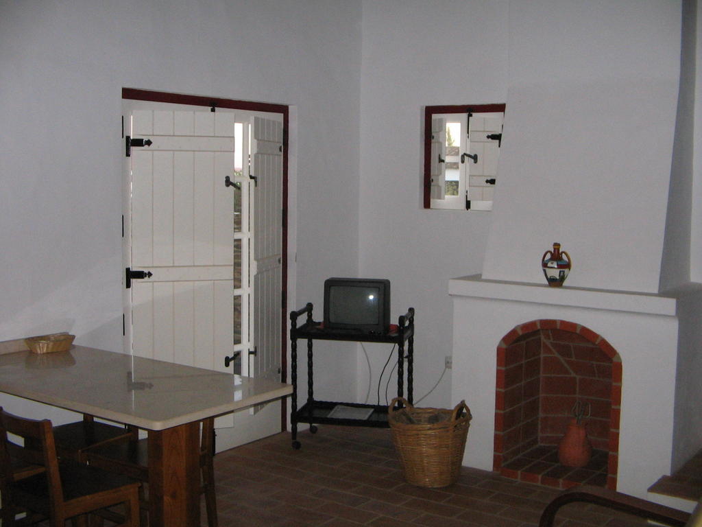 Monte Dos Parvos Vila Vila Nova de Milfontes Quarto foto